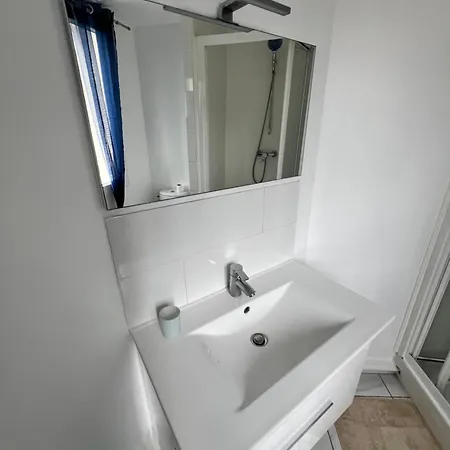 New 2 Bedroom House 15Mins From Paris By Train Sarcelles Exterior photo
