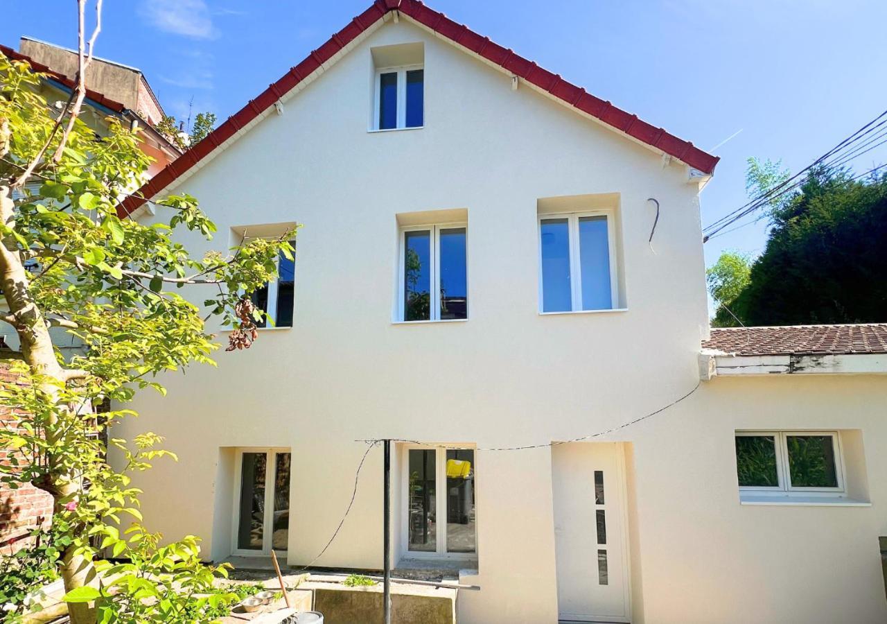 New 2 Bedroom House 15mins From Paris By Train * Sarcelles